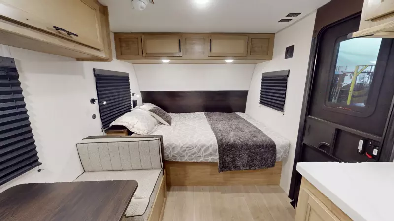 16BHSBL Floorplan Main Room