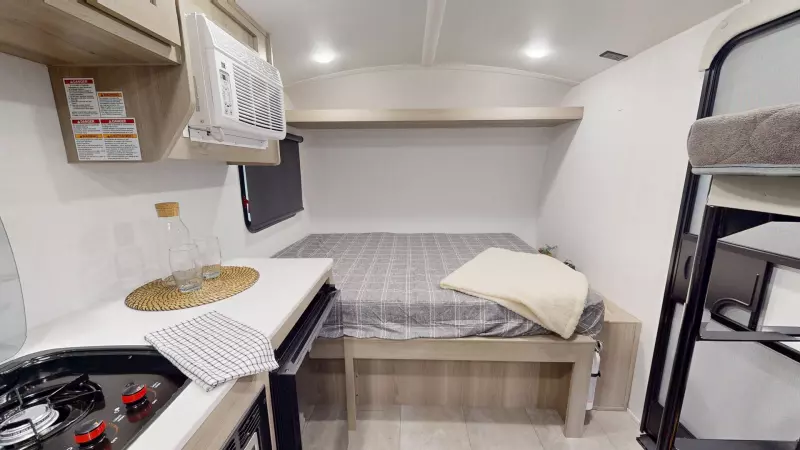 E13LE Floorplan Main Room